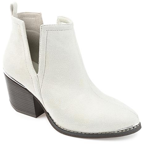 Journee Collection Womens Wide Width Issla Bootie - Tan - Size 6