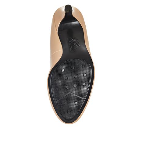 lifestride gray pumps