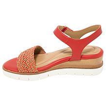 "As Is" easy spirit Edythe Casual Wedge Sandal