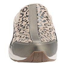 "As Is" easy spirit Traveltime Leopard-Print Slip-On Clog