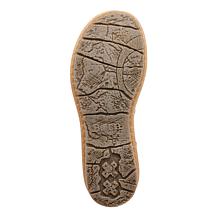 Born Taj Leather Bootie