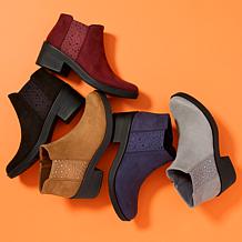 Bzees Outstanding Machine Washable Sparkle
Bootie