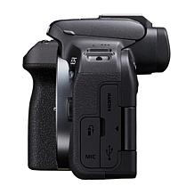 Canon EOS R10 Mirrorless Camera with 18-45mm Lens