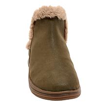 Clarks Cloudsteppers Breeze Fur Ankle Boot