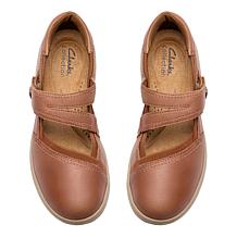 Clarks Collection Bryianne Janey Leather Flat