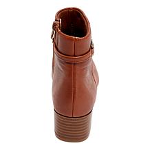 Clarks Collection Iridessa Air Leather Ankle Boot