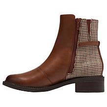Clarks Maye Kaylie Ankle Boot