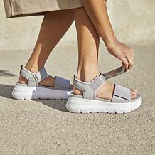 Dearfoams Women's Lightweight Adjustable Strap Platform Sandal - Odell