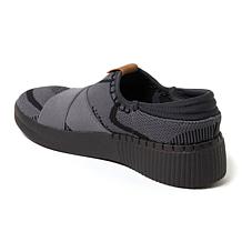 Dearfoams Women's Lightweight X-Strap Knit Seanker - Livie