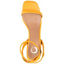 Journee Collection Womens Chasity Pump