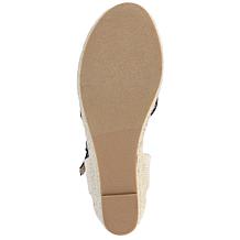 Journee Collection Women's Comfort Foam Ashlyn Wedge