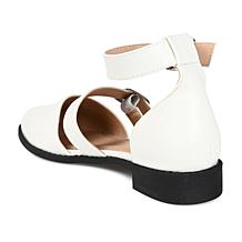 Journee Collection Womens Constance Flat