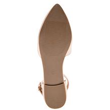 Journee Collection Women's Lana Flat