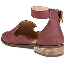 Journee Collection Women's Loreta Flat