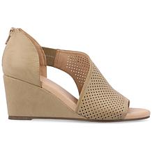Journee Collection Women's Tru Comfort Foam Wide Width Aretha Wedge