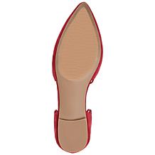 Journee Collection Women's Wide Width Jezlin Flat