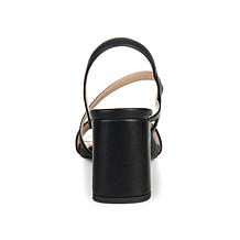 Journee Collection Women's Wide Width Lirryc Pump