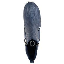 Journee Collection Women's Wide Width Pennelope Sneaker Wedge