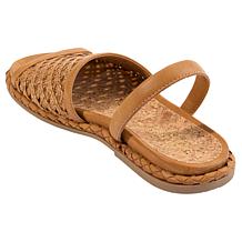 Kenneth Cole Reaction Saavi Flat Sandal
