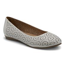 Kenneth Cole REACTION Ellie Women's Ballet Flats, Micro, Black, 40 EU