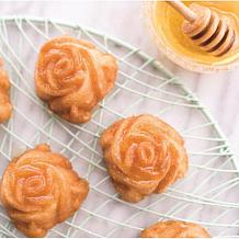 Nordic Ware Rosebud Cake Pan