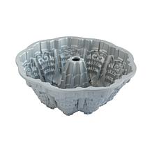 Nordic Ware Very Merry Bundt Pan