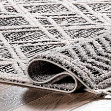 nuLOOM  2' 6" x 8' Ansley Moroccan Lattice Tassel Area Rug