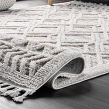 nuLOOM  5' 3" x 7' 7" Ansley Moroccan Lattice Tassel Area Rug