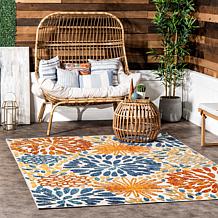 nuLOOM 6' 7" x 9' Monique Floral Indoor/Outdoor Area Rug