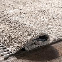 nuLOOM Brooke 2' 6" x 6' Shag Tasseled Area Rug