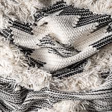 nuLOOM Savannah Moroccan Tasseled Wool Area Rug - 5' x 8' Black