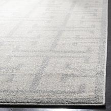 Safavieh Amherst Hattie 4' x 6' Rug