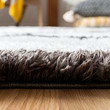 Safavieh Carmella Shag Lorraine 6'7" x 6'7" Square Rug
