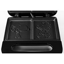 Uncanny Brands Peanuts Grilled Cheese Maker with Snoopy & Woodstock