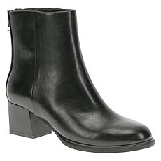 "As Is" Baretraps Bessie Ankle Bootie
