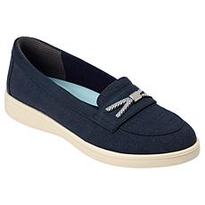 "As Is" Bzees All Aboard
Machine Washable Boat Shoe