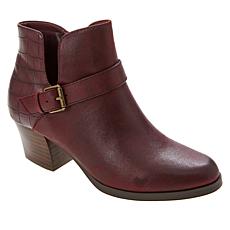 bare traps boots clearance