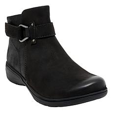 Clarks Carleigh Drift Heritage Casual Ankle Boot