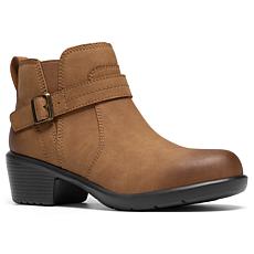 Clarks Kynnzie Rise Ankle Boot