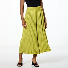WC Pleated Crepe Crop Pant