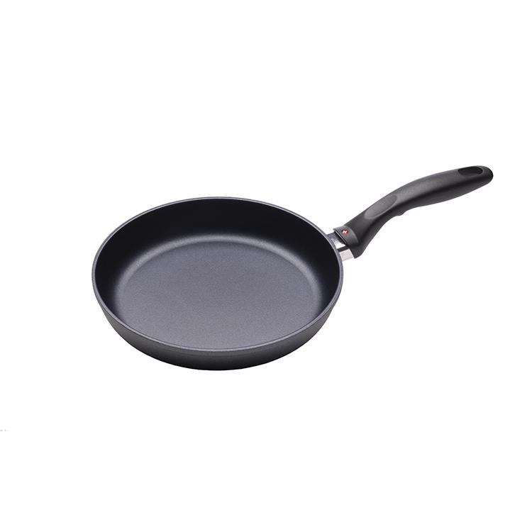 Swiss Diamond Induction Ready, Nonstick 9.5" Frying Pan