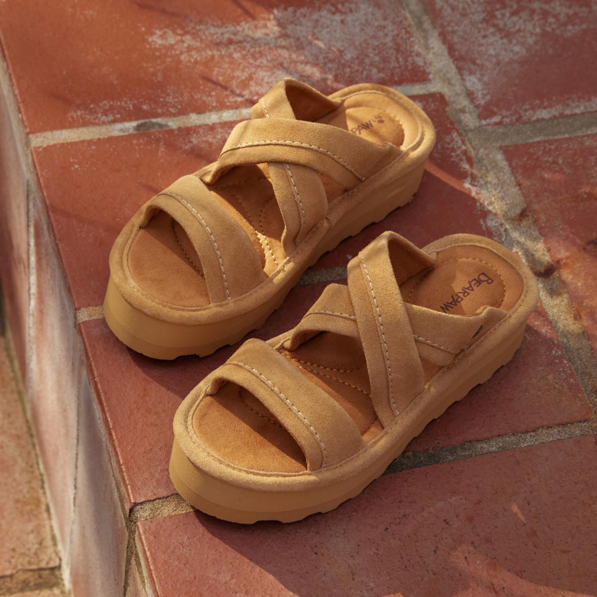 BEARPAW Women's Altitude Mushroom Size 11 | Women's Sandal | Wom 並行輸入品 LOKI II MUSHROOM \u2013 BEARPAW Shoes