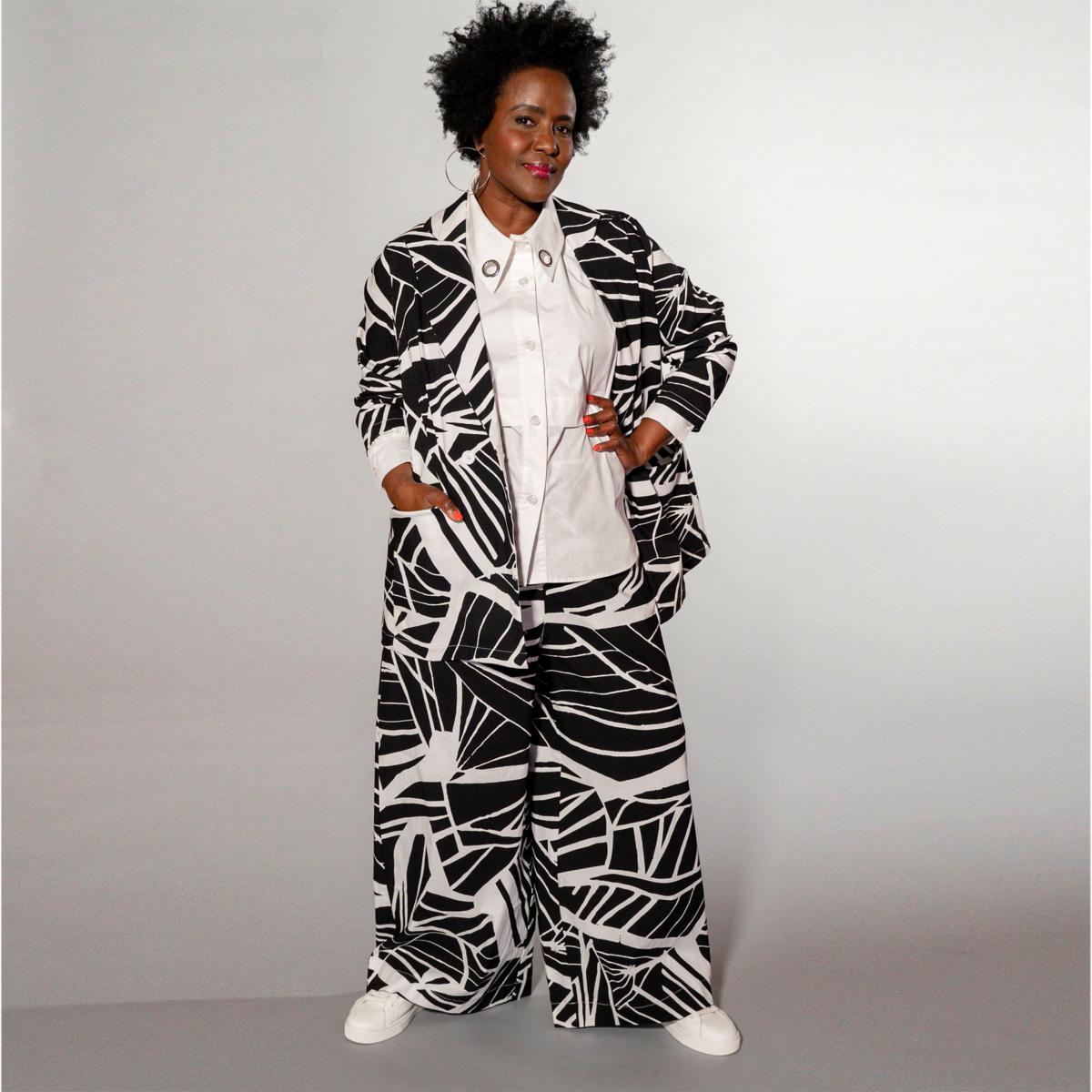 パンツ IENA upper hights THE TAYLOR 24 upper hights【THE TAYLOR】 upper hights IENA別注 THE TAYLOR サイズ24