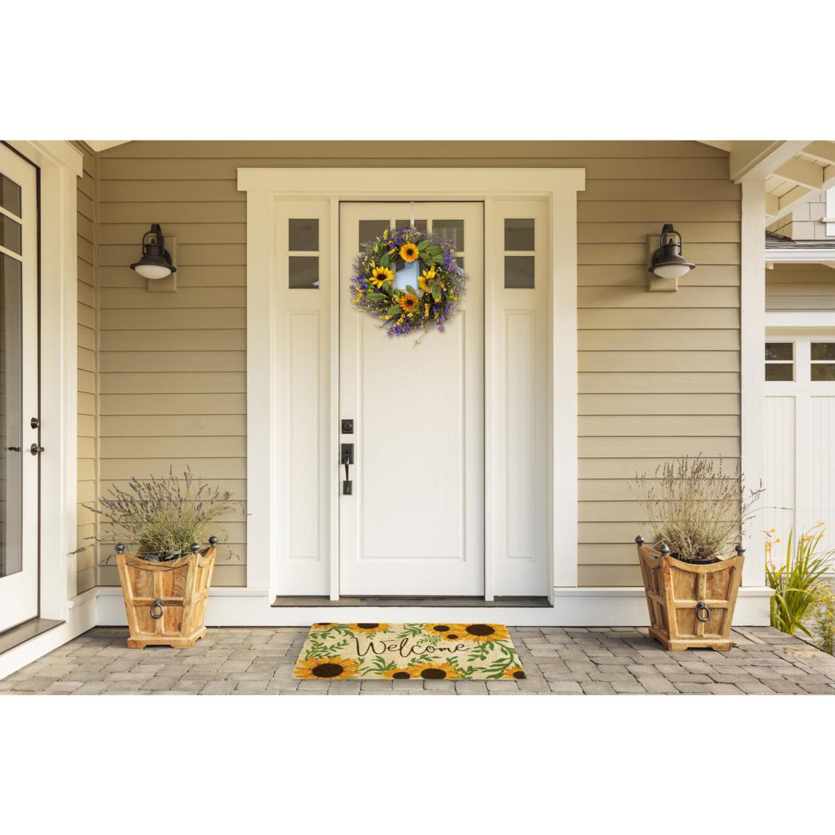 https://i01.hsncdn.com/is/image/HomeShoppingNetwork/rocs1200/design-imports-sunflower-welcome-doormat-d-2022112117080042~20807764w_alt1.jpg