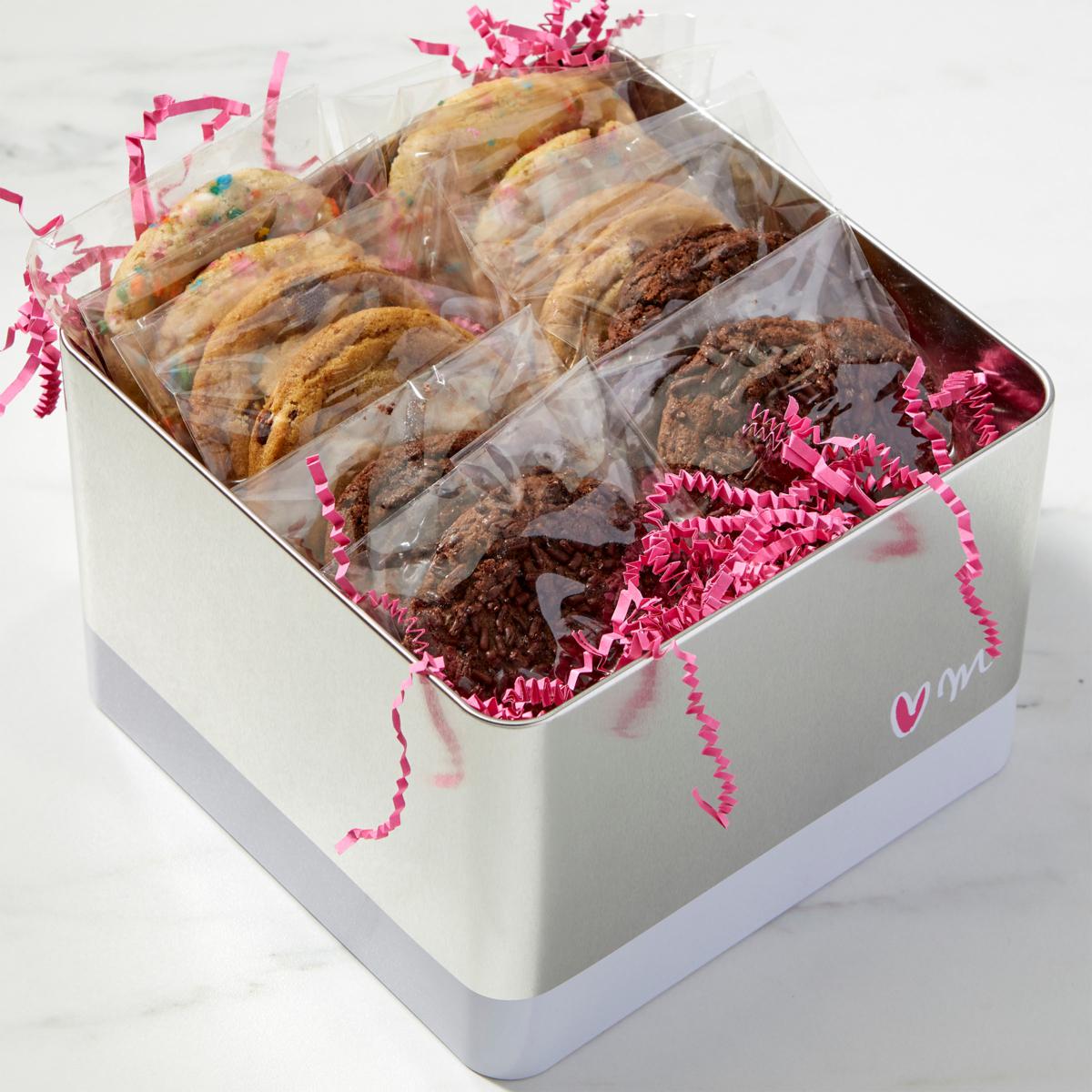 David's Cookies - 24 Fresh Baked Assorted Cookies Gourmet Gift Basket, 2lb