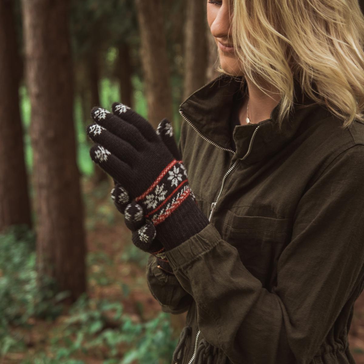 muk luks gloves