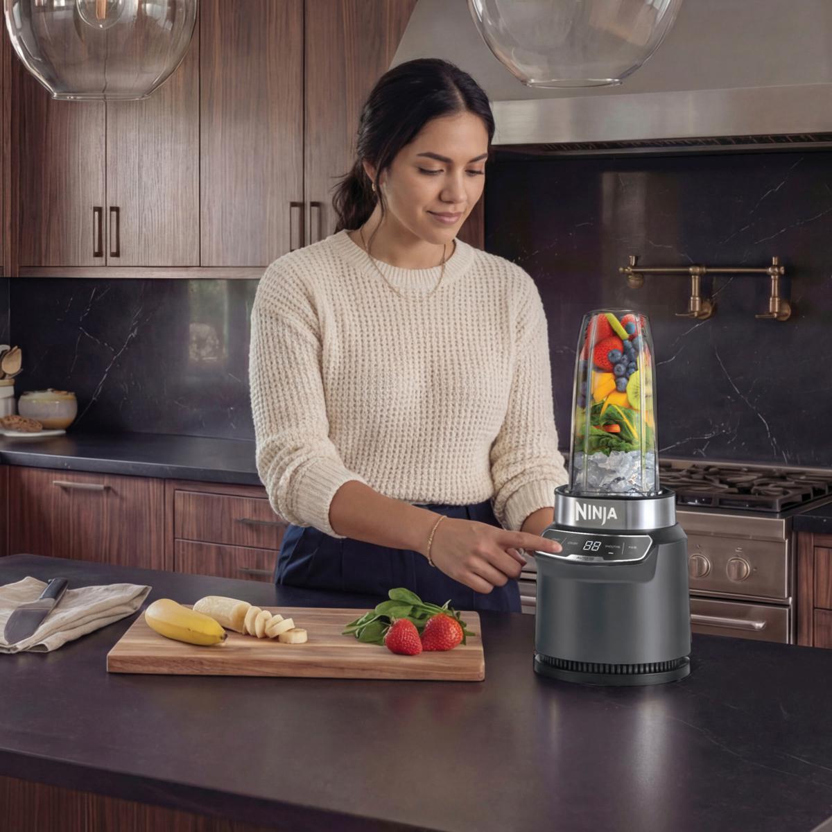 Ninja Nutri-Blender Pro with 2 Single-Serve Cups | HSN