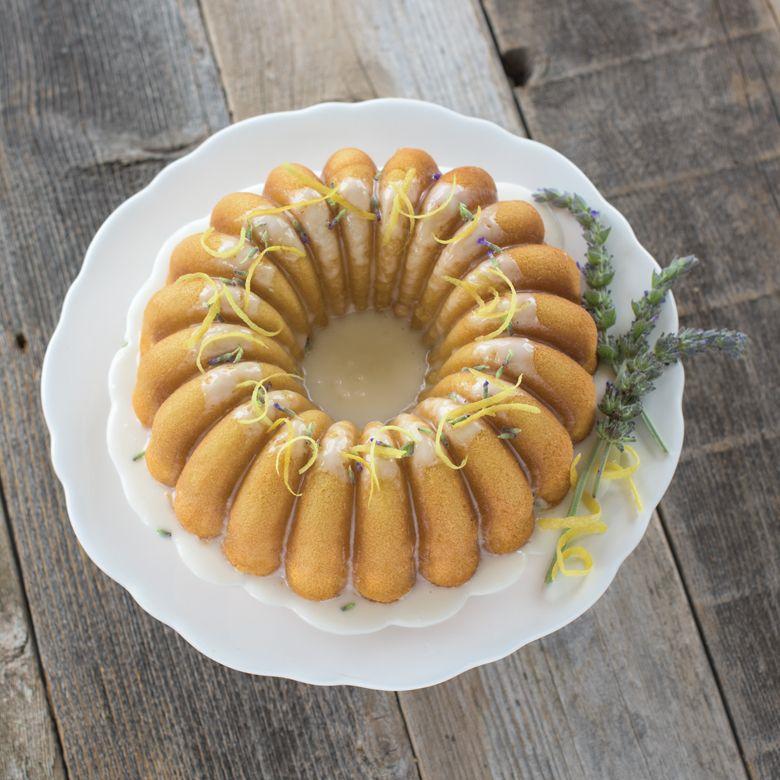 https://i01.hsncdn.com/is/image/HomeShoppingNetwork/rocs1200/nordic-ware-elegant-party-bundt-pan-d-2020032309515796~9273272w_alt3.jpg