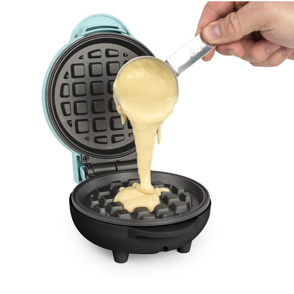 nostalgia waffle iron