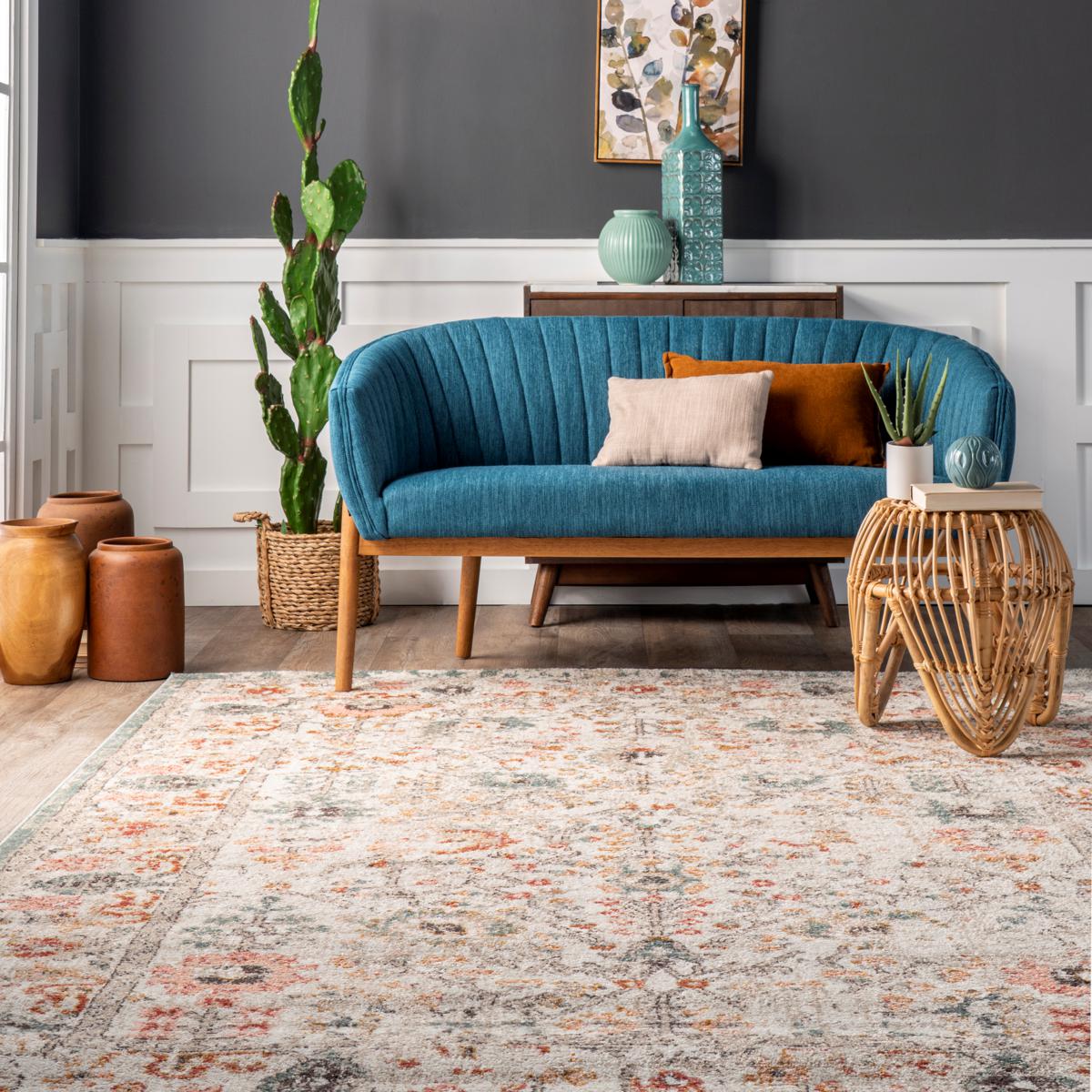 nuLOOM Lenore Vintage Floral 7' 10